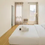 Appartement Coeur Paris 16 Rue De Bassano - 2P